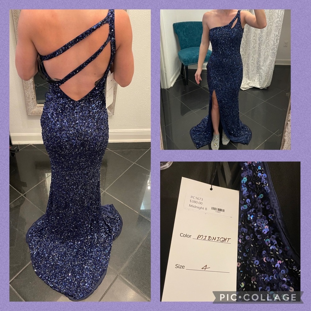 BNWT! Primavera Couture Size: 4 Color:Midnight Blue (store garment bag included)